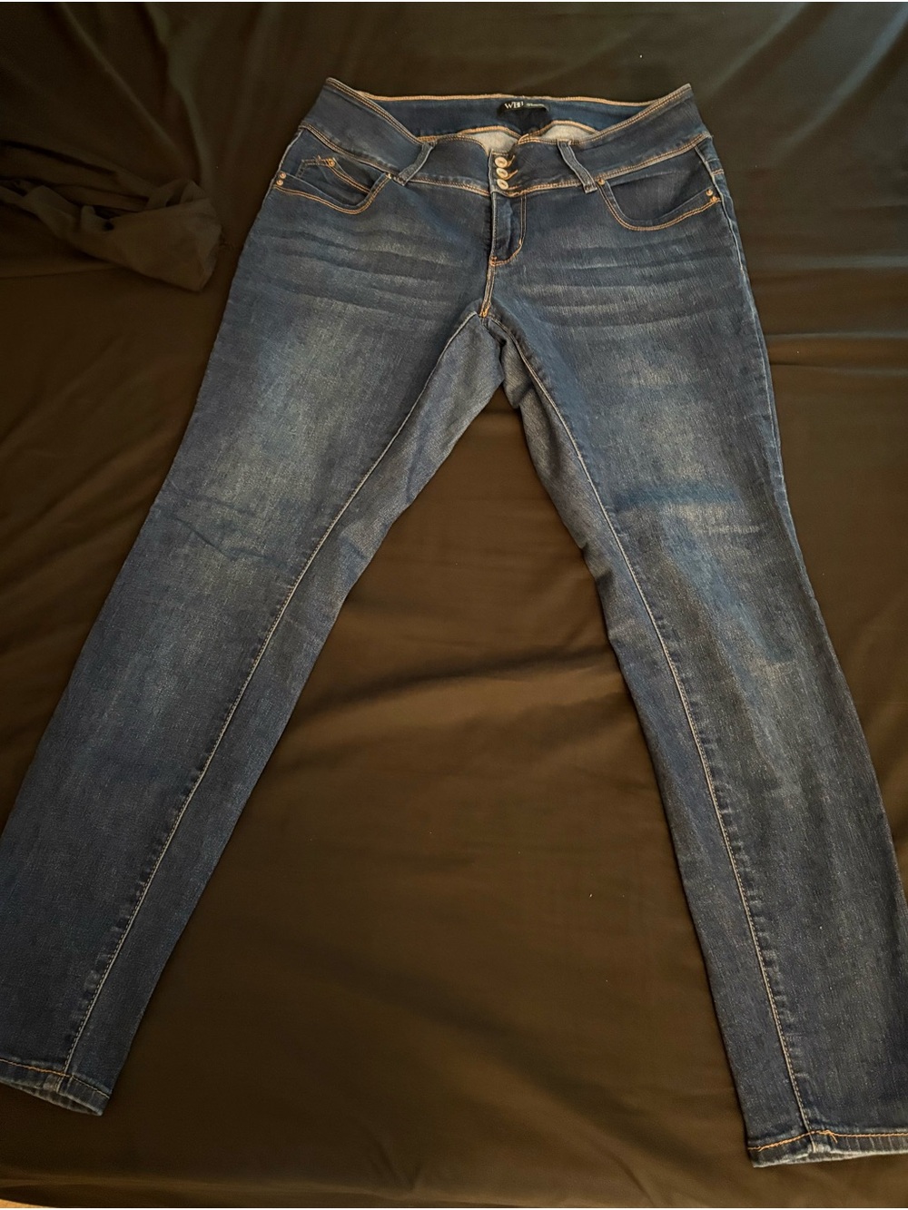 Women’s Royalty WBB Skinny Fit Dark Blue 3 button Jeans 5 pocket in size 14 EUC